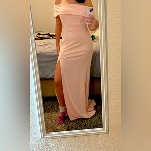 Homecoming dress in a size 9/10. Worn once. Doesn’t have built in cups.